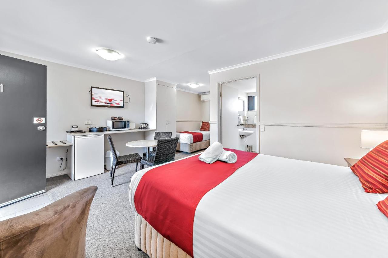 Apple & Grape Motel Stanthorpe Buitenkant foto